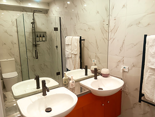 King room ensuite